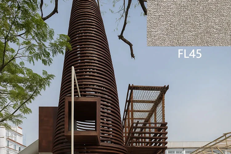 Kuntosali ja leikkipuisto puutarha